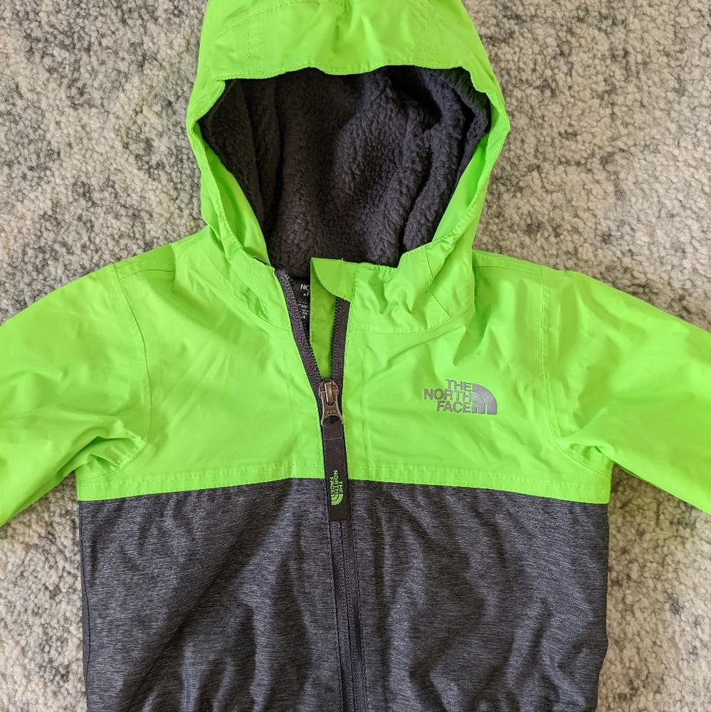 The North Face Warm Storm Jacket, size 0-3 months - Picture 2 of 4